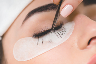 چگونه مژه هایی زیبا داشته باشیم؟