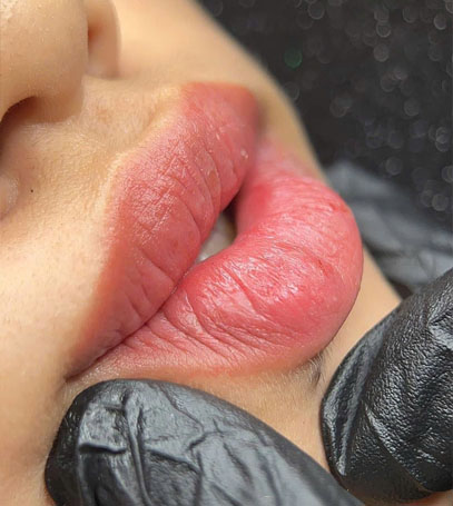 قبل شیدینگ لب